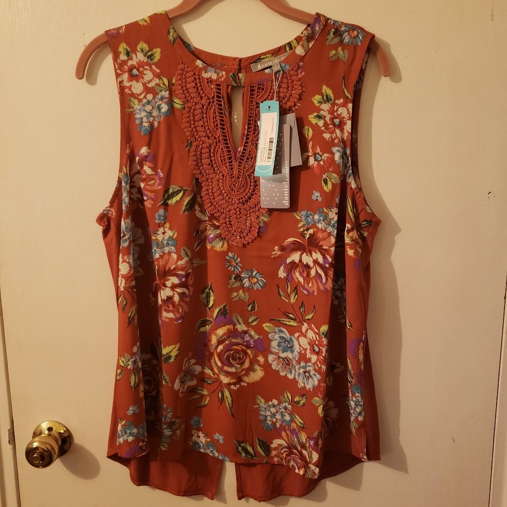 Sleeveless blouse